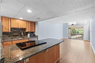 6321 Newtown Cir, Tampa, FL 33615 - Photo 5