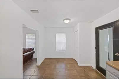 1104 E Alsobrook Street, Plant City, FL 33563 - Photo 9