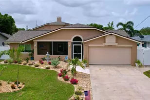 386 Westwinds Dr, Palm Harbor, FL 34683 - Photo 1