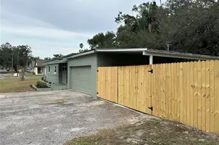 2001 E Powhatan Ave, Tampa, FL 33610 - Photo 17