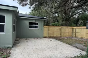 2001 E Powhatan Ave, Tampa, FL 33610 - Photo 19