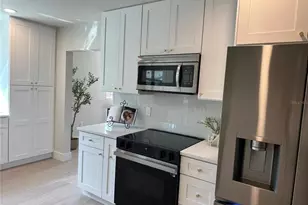 2001 E Powhatan Ave, Tampa, FL 33610 - Photo 7