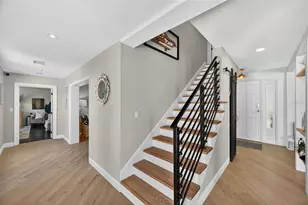 6760 29th St S, Saint Petersburg, FL 33712 - Photo 17