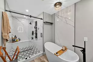 6760 29th St S, Saint Petersburg, FL 33712 - Photo 47