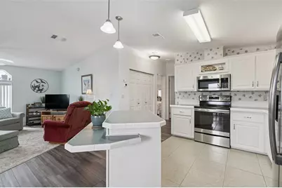 37443 Gill Avenue, Zephyrhills, FL 33541 - Photo 13