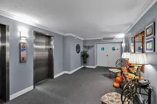 5220 Brittany Dr S, Saint Petersburg, FL 33715 - Photo 5