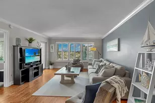 5220 Brittany Dr S, Saint Petersburg, FL 33715 - Photo 9