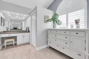 18 Jefferson Ct S, Saint Petersburg, FL 33711 - Photo 19