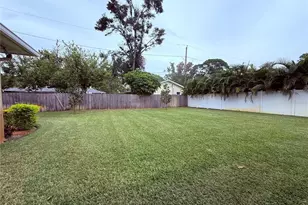6221 6th Ave N, Saint Petersburg, FL 33710 - Photo 23