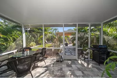 409 Maryland Avenue, Crystal Beach, FL 34681 - Photo 17