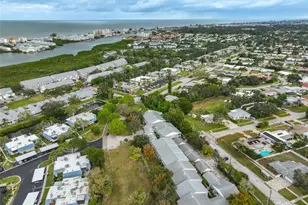 14460 Marina Way, Seminole, FL 33776 - Photo 55