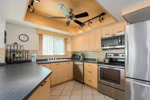 1401 Gulf Blvd, Clearwater Beach, FL 33767 - Photo 13