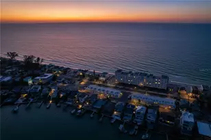 8485 Blind Pass Dr, Treasure Island, FL 33706 - Photo 53