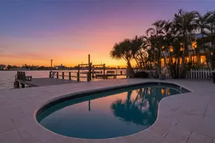 8485 Blind Pass Dr, Treasure Island, FL 33706 - Photo 29