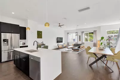 3100 W Paul Avenue #14, Tampa, FL 33611 - Photo 9