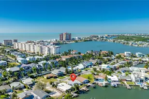 17611 1st St E, Redington Shores, FL 33708 - Photo 27