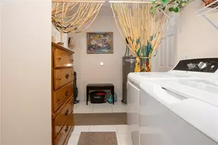 4010 N Lockwood Ridge Rd, Sarasota, FL 34234 - Photo 45