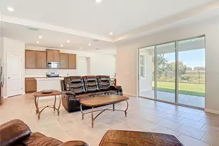 10471 Bridgegate Heights Loop, San Antonio, FL 33576 - Photo 13