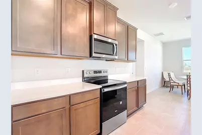 10471 Bridgegate Heights Loop, San Antonio, FL 33576 - Photo 21