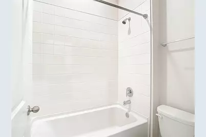 10471 Bridgegate Heights Loop, San Antonio, FL 33576 - Photo 19