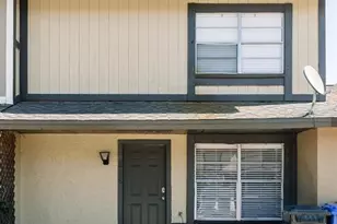 14115 Village View Dr, Tampa, FL 33624 - Photo 3