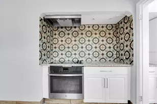 1101 A 28th Street N, Saint Petersburg, FL 33713 - Photo 5