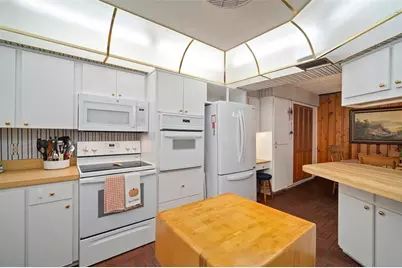 501 N Bryan Circle, Brandon, FL 33511 - Photo 11