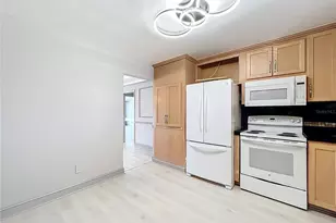 3717 46th Ave S, Saint Petersburg, FL 33711 - Photo 11