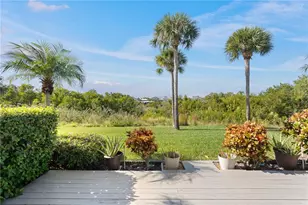 11535 Shipwatch Way, Largo, FL 33774 - Photo 23
