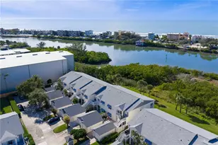 11535 Shipwatch Way, Largo, FL 33774 - Photo 39