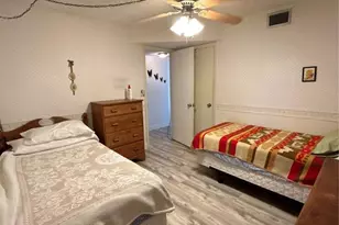 4775 Cove Cir, Madeira Beach, FL 33708 - Photo 15