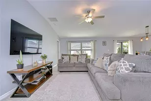 10115 Paradise Fish Dr, Riverview, FL 33578 - Photo 5