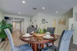 1402 E 33rd Ave, Tampa, FL 33603 - Photo 7