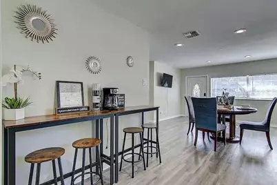 1402 E 33rd Avenue, Tampa, FL 33603 - Photo 5