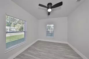 16407 Lake Byrd Dr, Tampa, FL 33618 - Photo 21