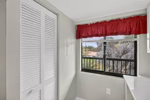 1933 Golf View Dr, Tarpon Springs, FL 34689 - Photo 11