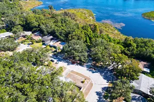 2056 Red Cedar Ln E, Clearwater, FL 33763 - Photo 37