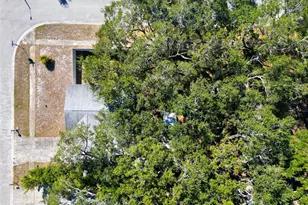 2056 Red Cedar Ln E, Clearwater, FL 33763 - Photo 49