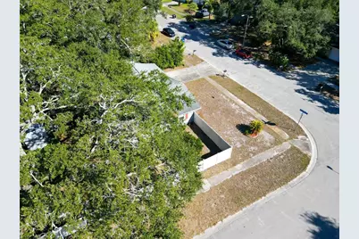 2056 Red Cedar Lane E, Clearwater, FL 33763 - Photo 33