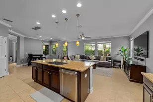 7029 Dowling Mill Cir, Tampa, FL 33625 - Photo 9