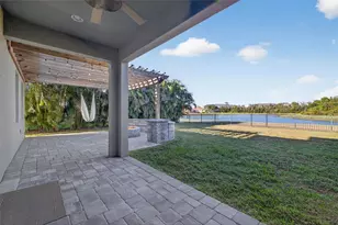 6916 Sail View Ln, Apollo Beach, FL 33572 - Photo 37