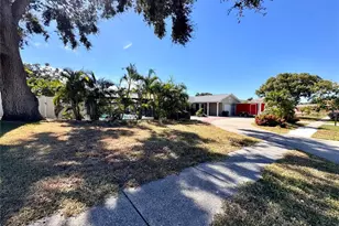 13914 84th Terrace, Seminole, FL 33776 - Photo 1