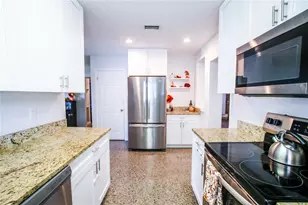 2810 W Robson St, Tampa, FL 33614 - Photo 17