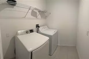 3153 Oyster Cv St, Wimauma, FL 33598 - Photo 9