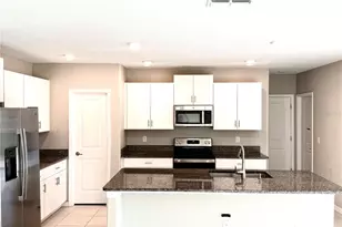 3153 Oyster Cv St, Wimauma, FL 33598 - Photo 5