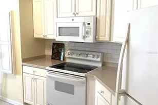 10824 Collar Dr, San Antonio, FL 33576 - Photo 9