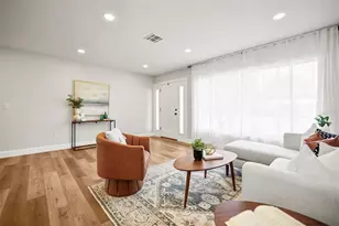 1471 Gladys Cir, Dunedin, FL 34698 - Photo 9