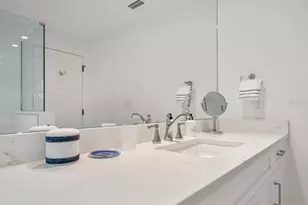 106 Driftwood Ln, Largo, FL 33770 - Photo 55