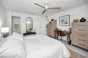 7420 Bay Island Dr, South Pasadena, FL 33707 - Photo 27