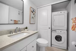 7420 Bay Island Dr, South Pasadena, FL 33707 - Photo 25